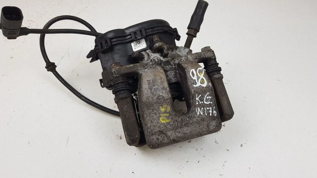 Tagumine pidurisadul – Mercedes-Benz A-klass W176 (2012-2018)