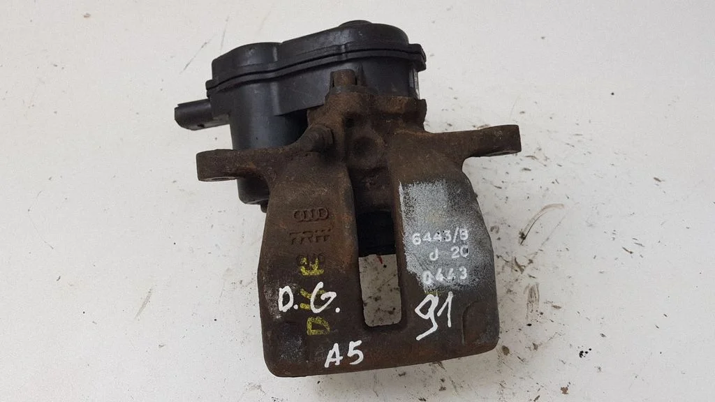 Tagumine pidurisadul 6443B