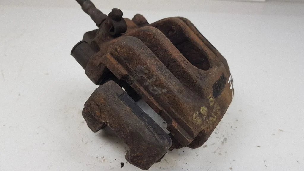 Rear brake caliper 4624