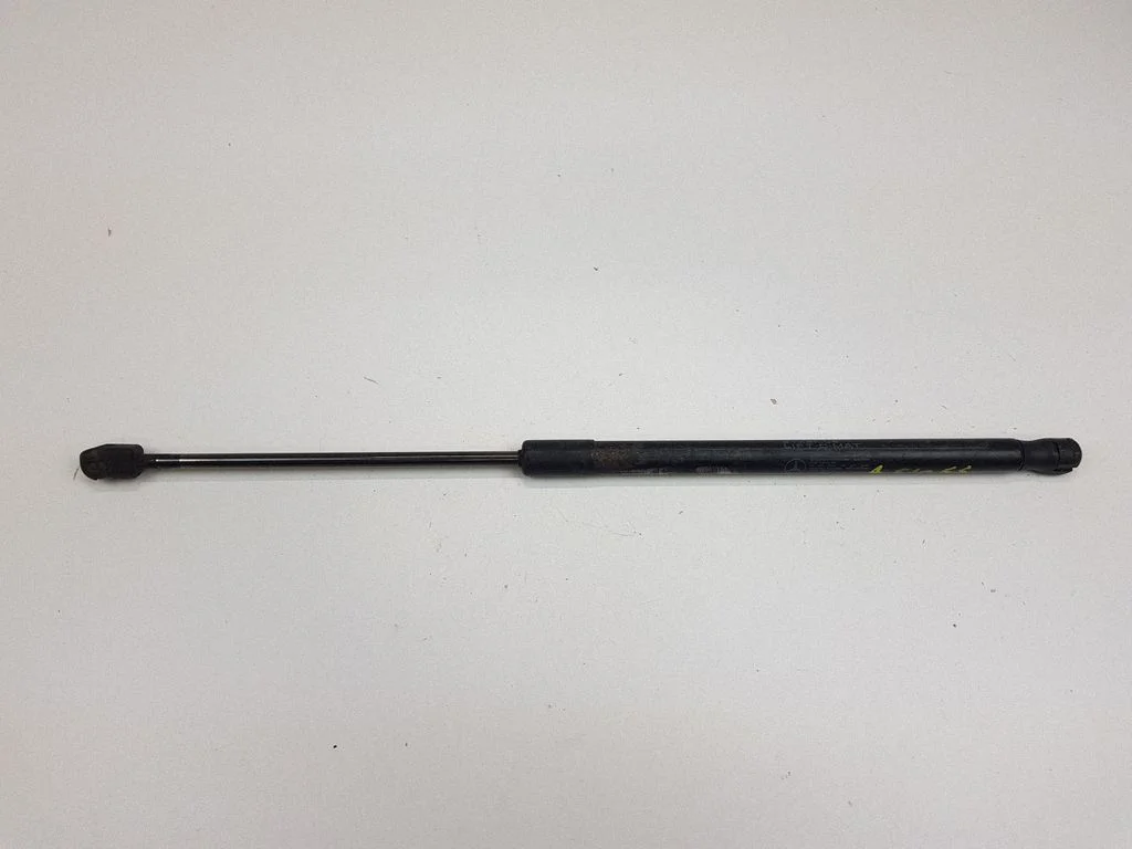 Aizmugurējā vāka amortizators A1697400045