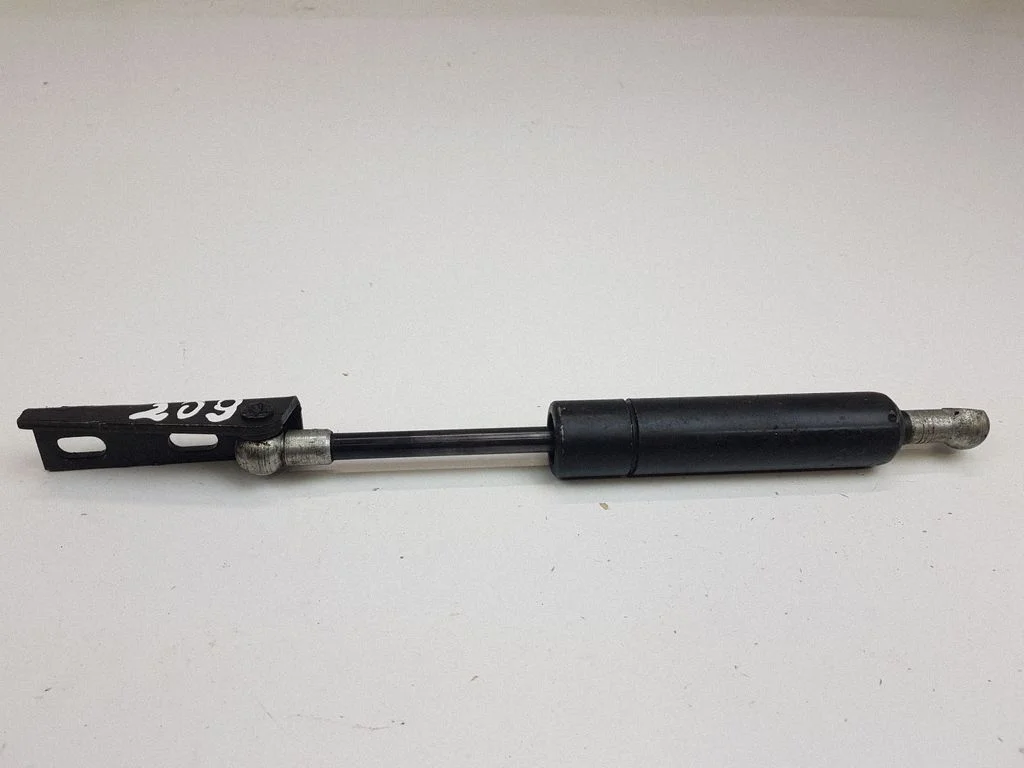 Tailgate/trunk strut/damper – Volvo V70 (2005-2008)