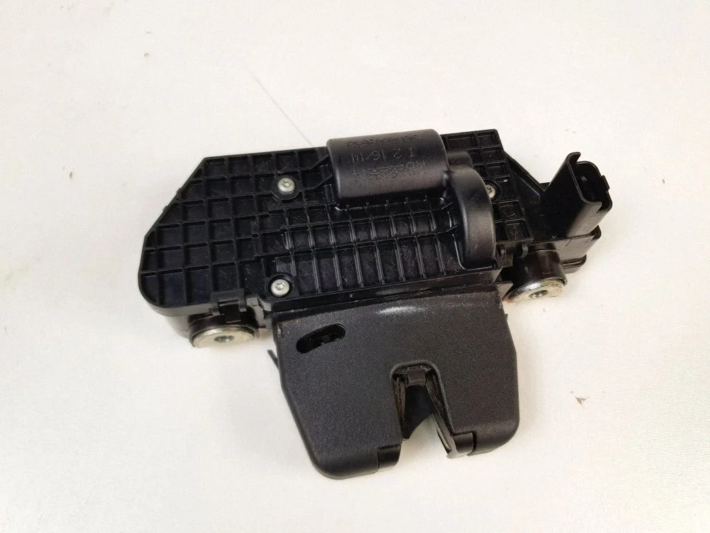Tailgate/trunk/boot lock/catch/latch 9684649690