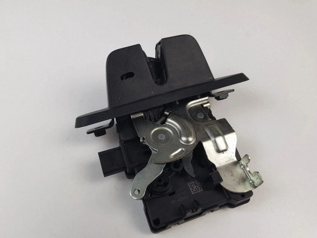 Tailgate/trunk/boot lock/catch/latch CPLA442A66AE