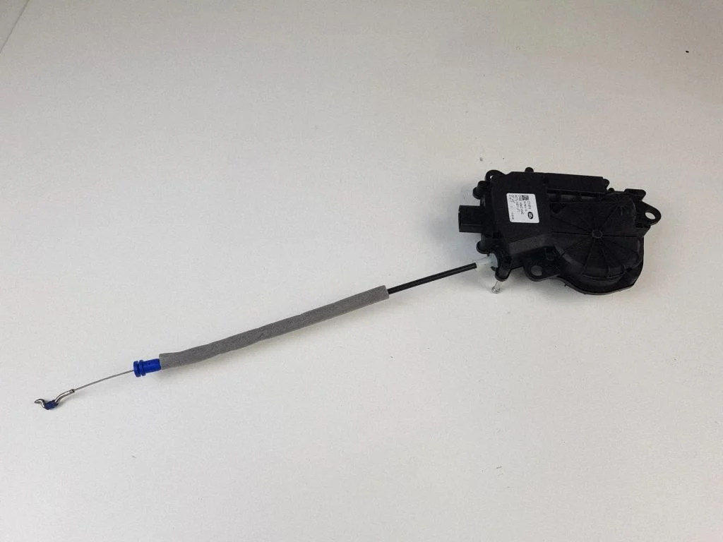 Tailgate/trunk/boot lock/catch/latch DK62404C10AE