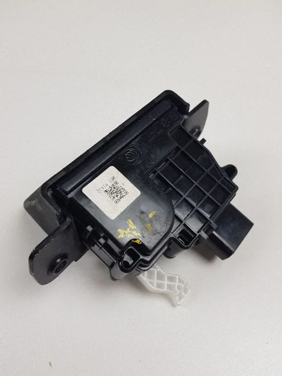 Tailgate/trunk/boot lock/catch/latch