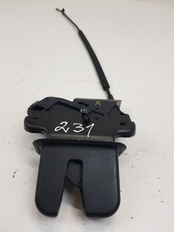 Tailgate/trunk/boot lock/catch/latch 4F5827505C