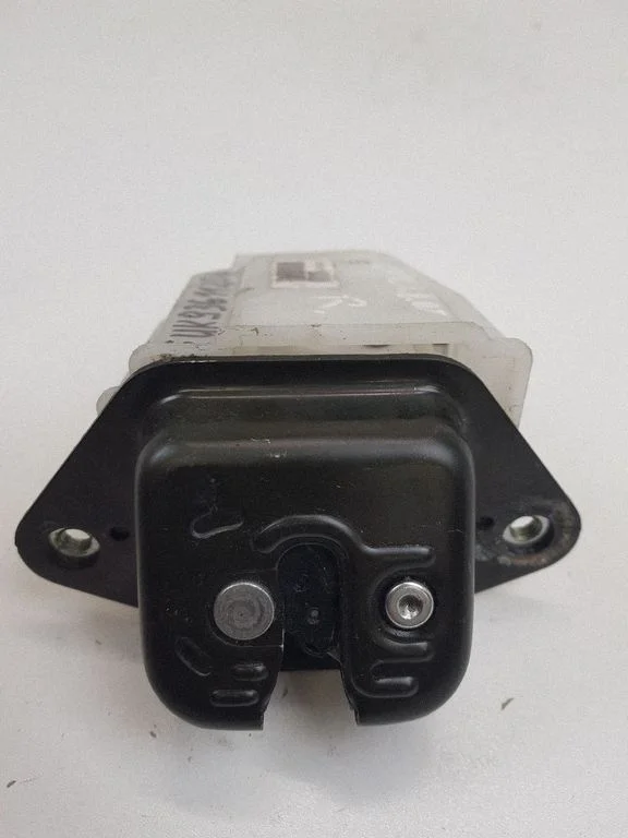 Tagaluugi lukk – Honda Civic (2006-2011)