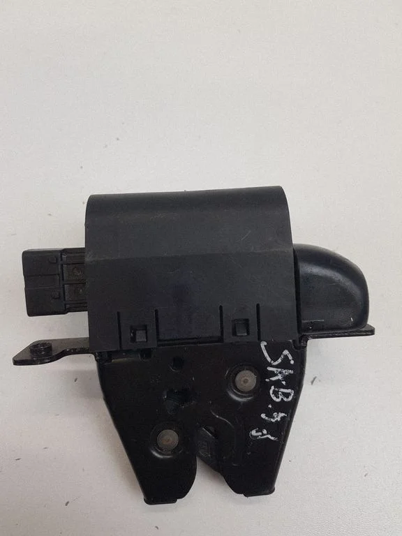 Tagaluugi lukk 12785002