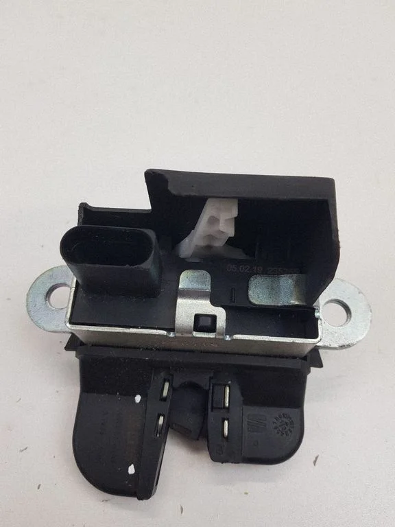 Tailgate/trunk/boot lock/catch/latch 5F4827505D