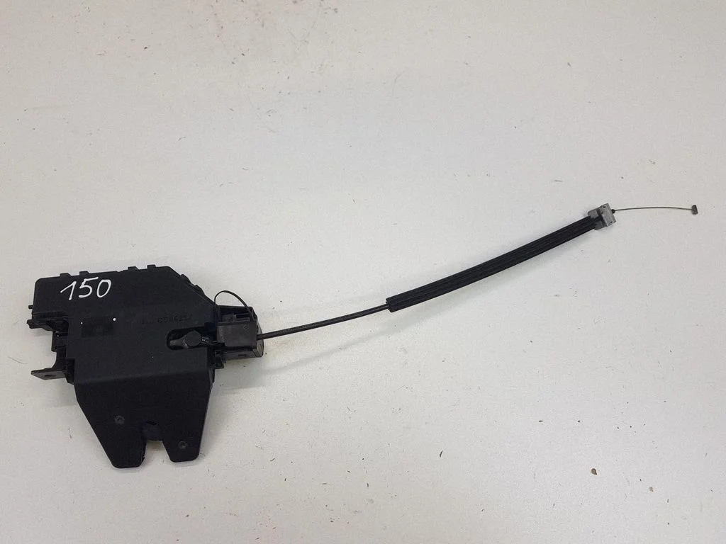 Tailgate/trunk/boot lock/catch/latch 8196401