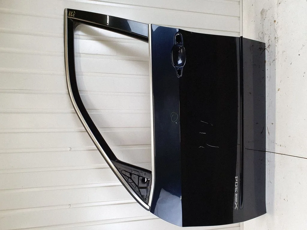 Front door – BMW X5 E70 (2006-2013)