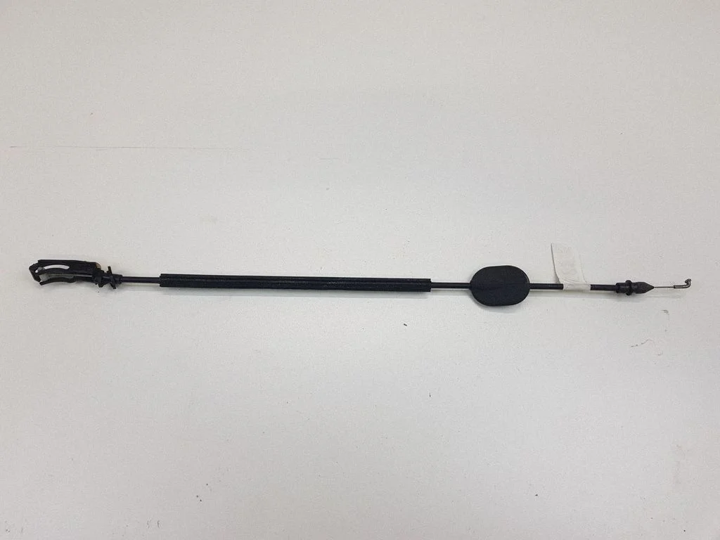Front door cable line – left