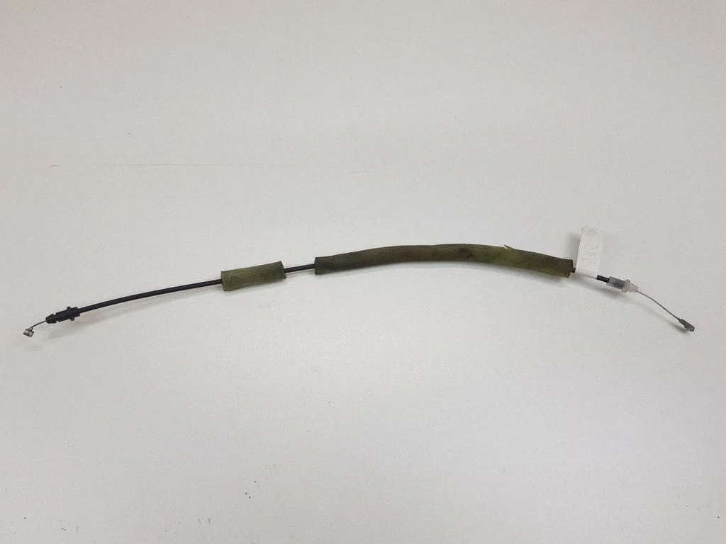 Front door cable line – left
