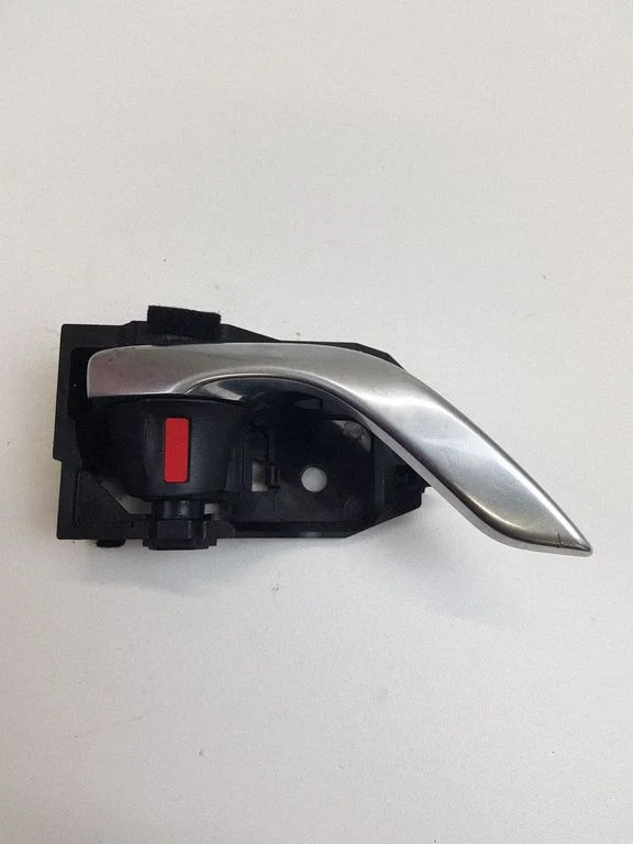 Front door interior handle T8314RH