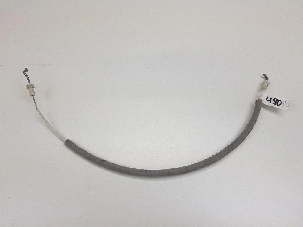 Front door cable line – right