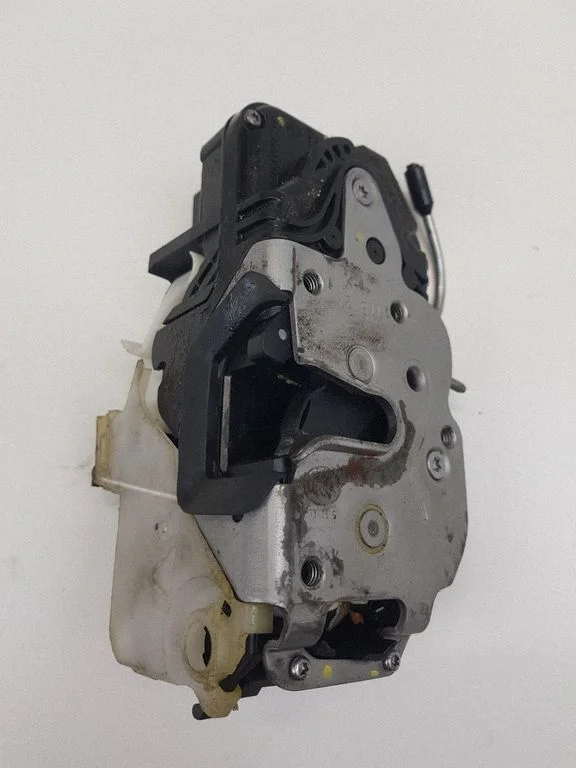 Front door lock