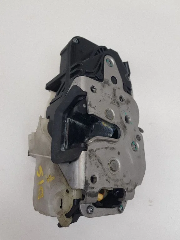 Front door lock 3023806F