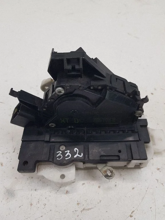 Front door lock – Ford Mondeo Mk III (2000-2007)