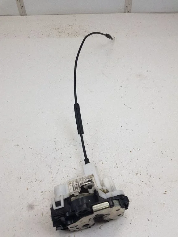Esiukse lukk 52004013 – Fiat 500 (2007-)