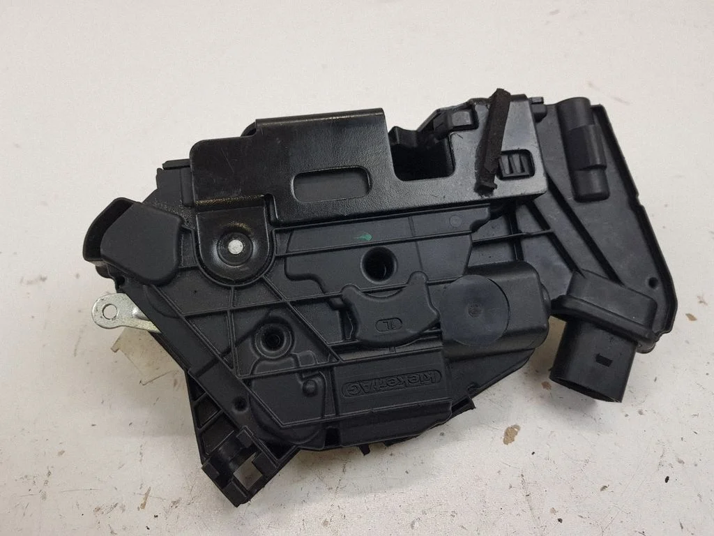 Front door lock 5N2837015C