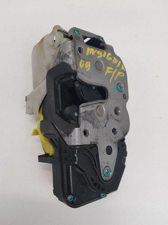 Front door lock 3023803E01S