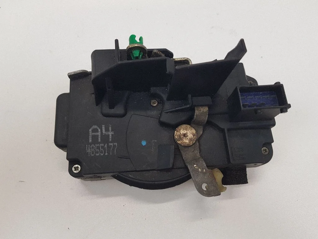 Front door lock 4855177