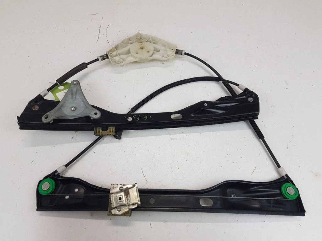 Front window lifting mechanism without motor 980875100
