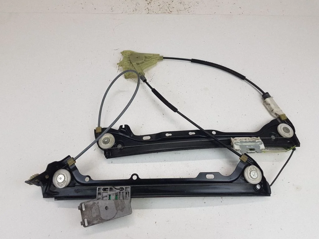 Front window lifting mechanism without motor 983572