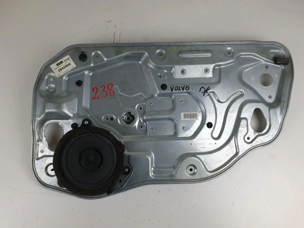 Esiukse aknatõstuk ilma mootorita 8679081 – Volvo S40 (2004-2007)