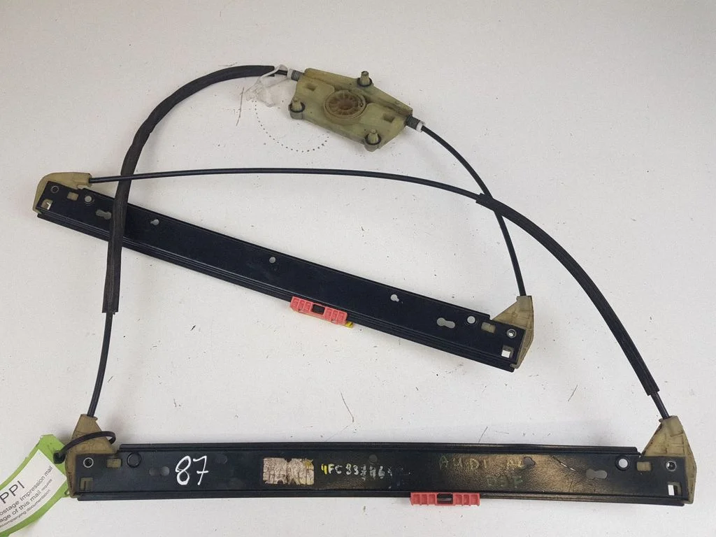 Priekšējā el. loga pacēlāja mehānisms bez motoriņa 4F0837461A