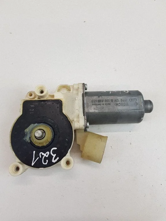 Priekšējā loga pacēlāja motoriņš 6981141