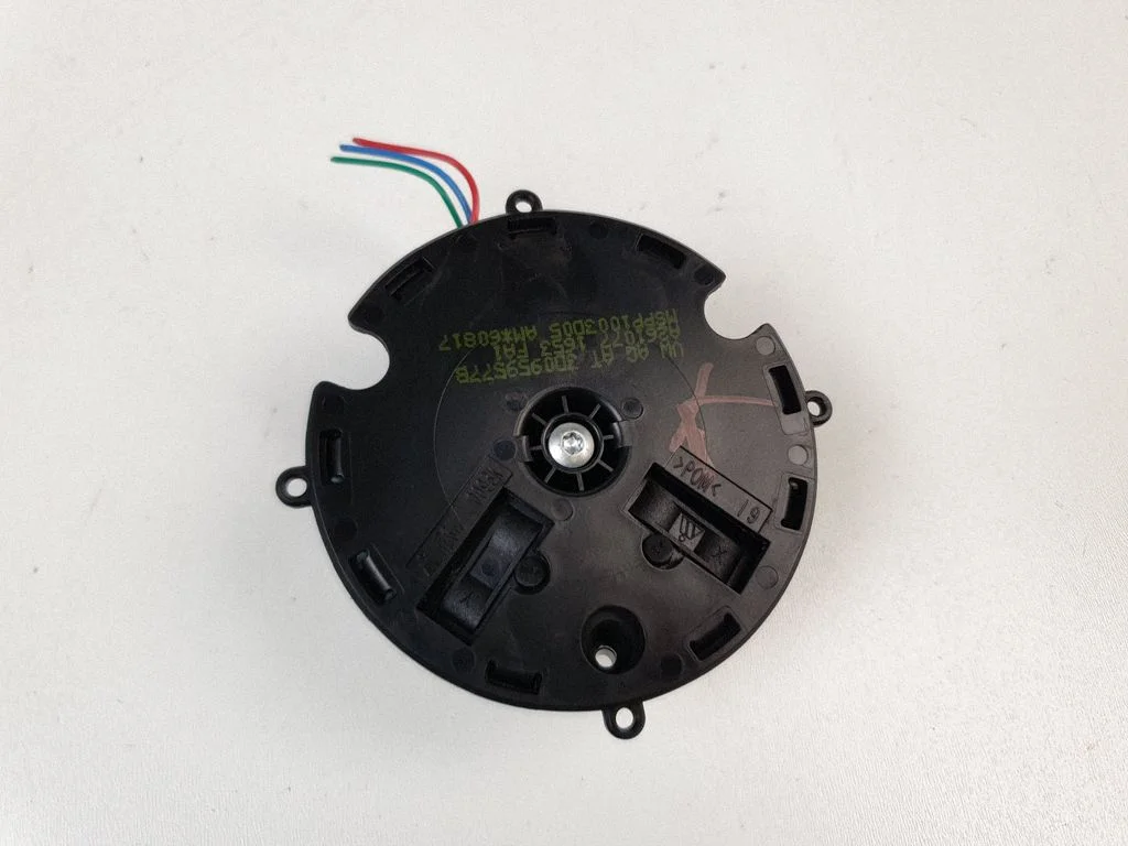 Front door wing mirror part – left