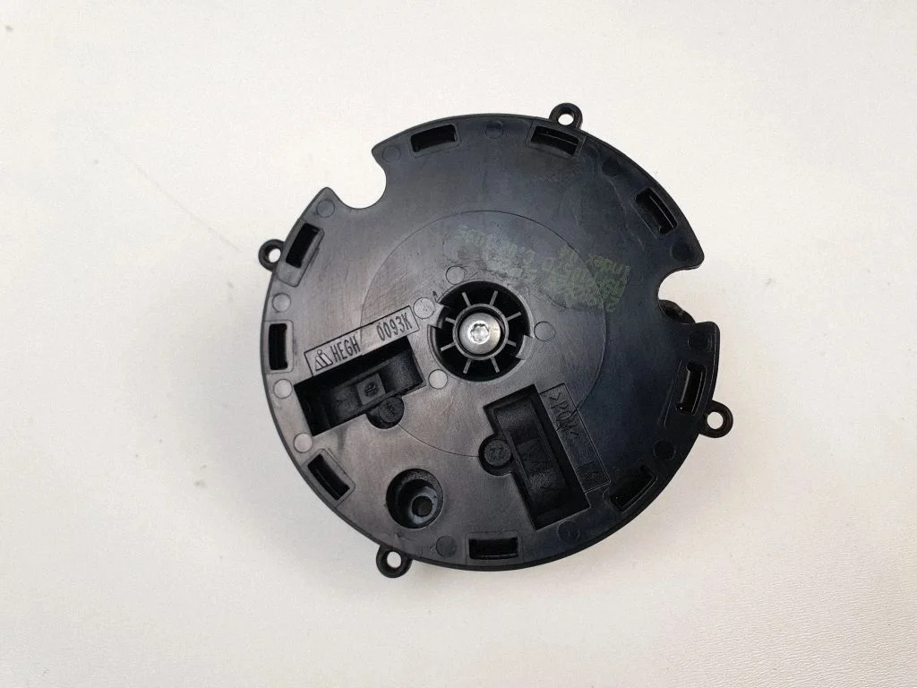 Front door wing mirror part – front left
