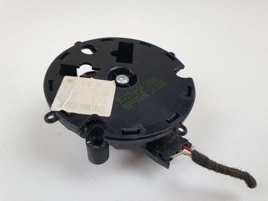 Front door wing mirror part 8E1858532E