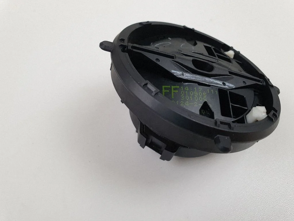 Front door wing mirror part 93124