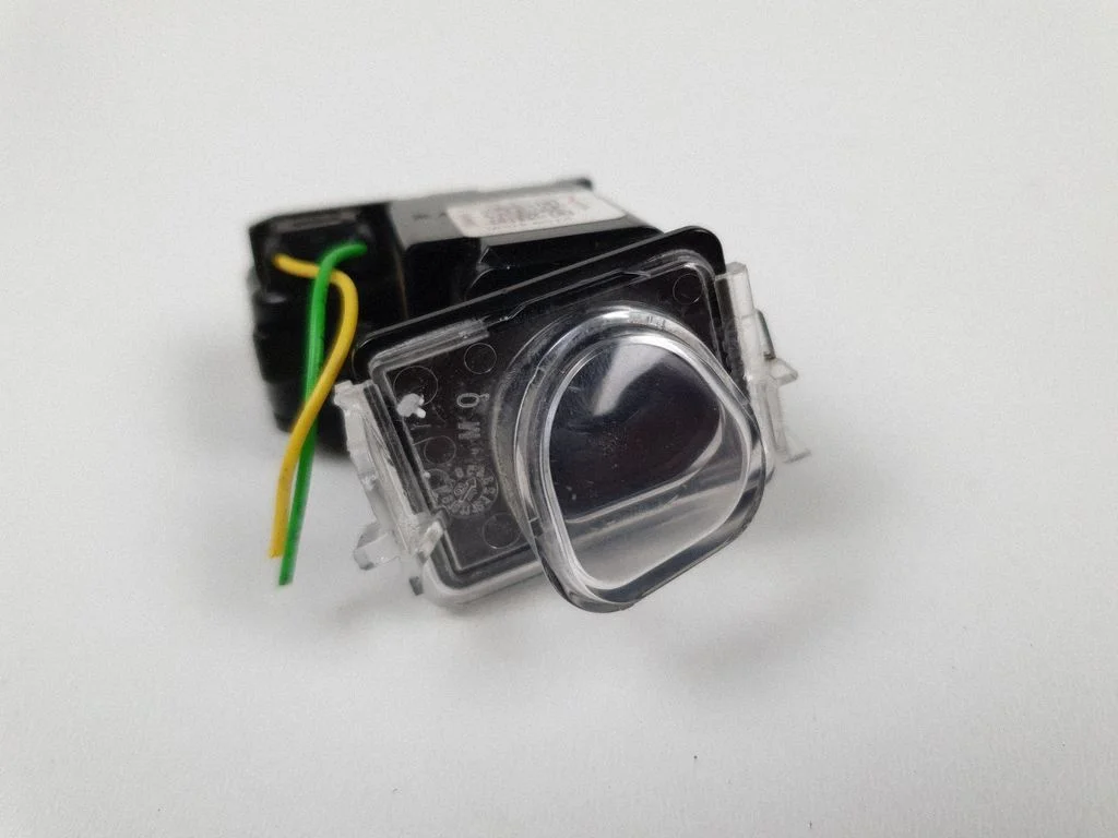 Front door wing mirror part 21594006