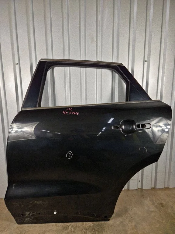 Rear door – Jaguar F-Pace (2016-)