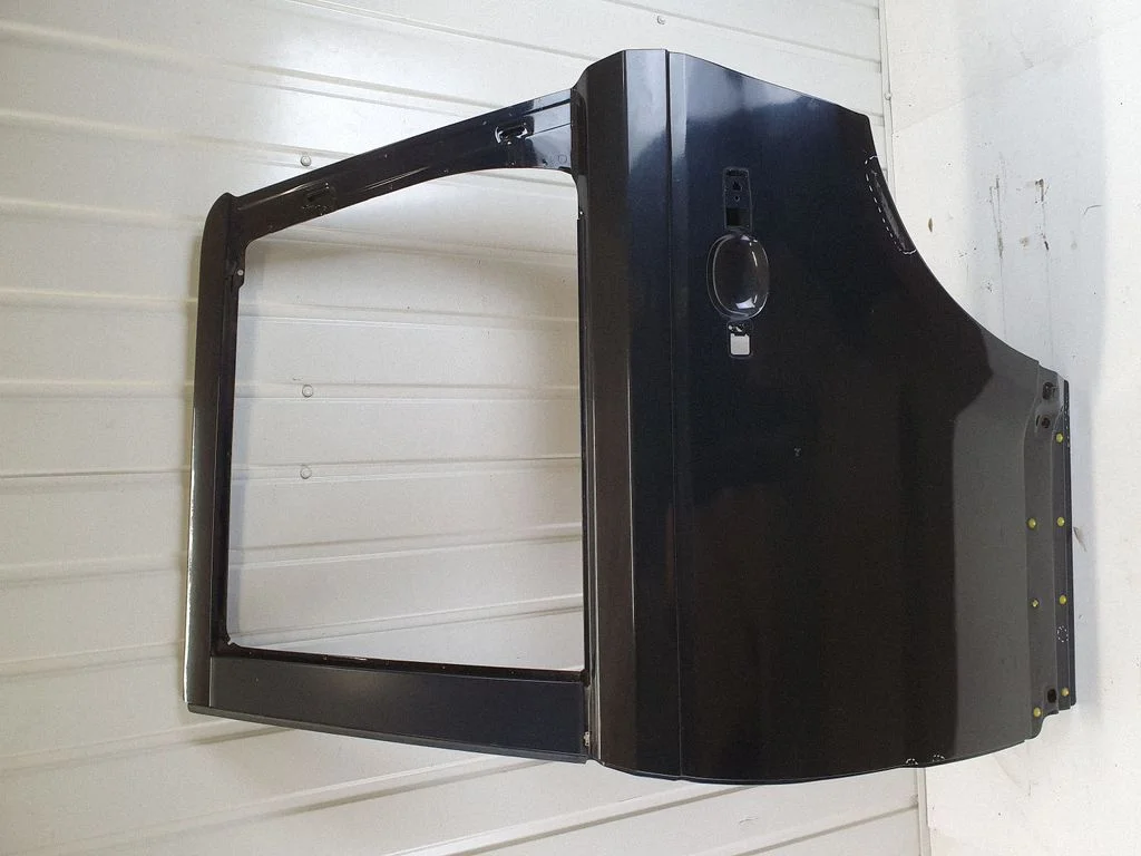 Rear door