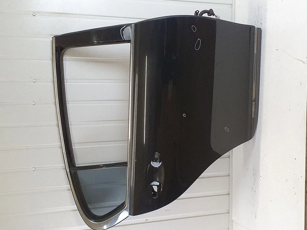 Rear door