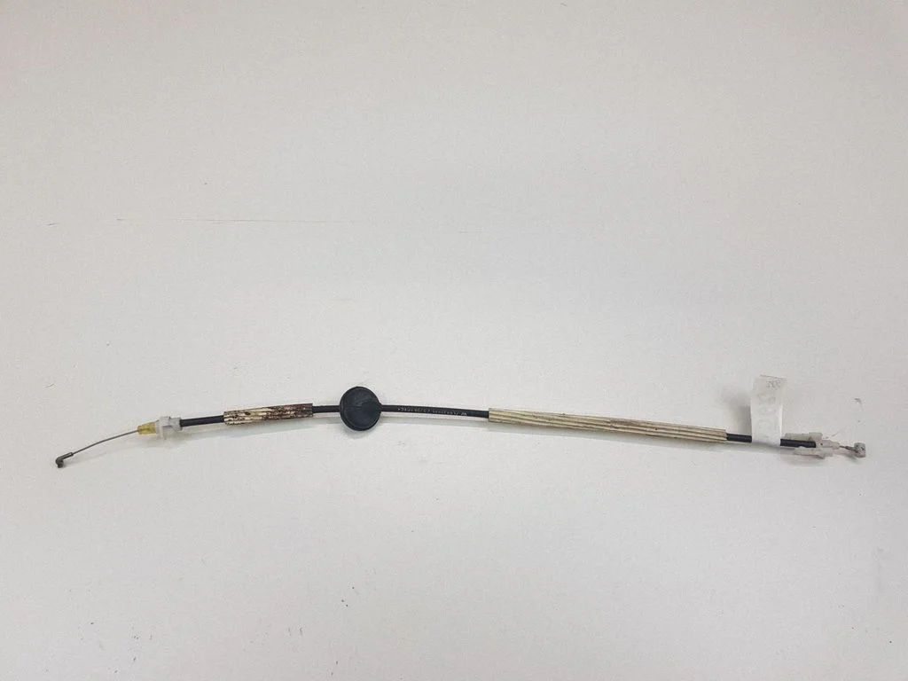 Rear door cable line – Volkswagen Touareg I (2002-2010)