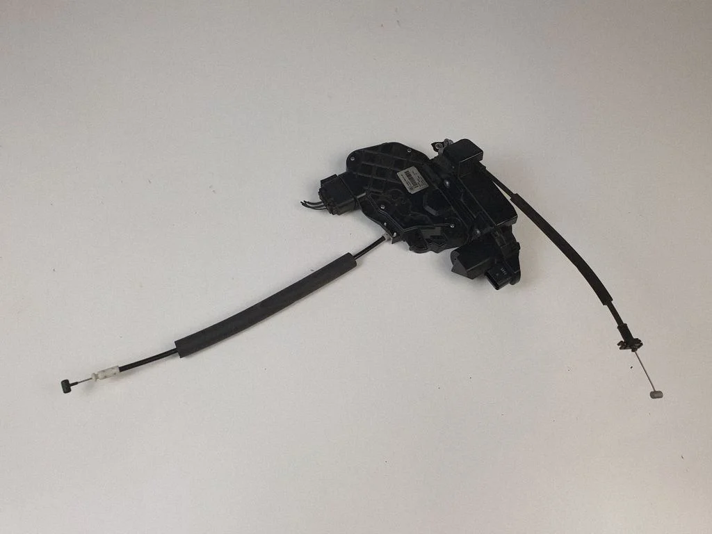 Tagaukse lukk 8X2A26412AC – Jaguar XF X250 (2007-2015)