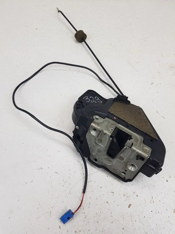 Rear door lock 2117300635