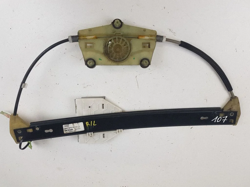 Aizmugurējā el. loga pacēlāja mehānisms bez motoriņa 4F0839461B