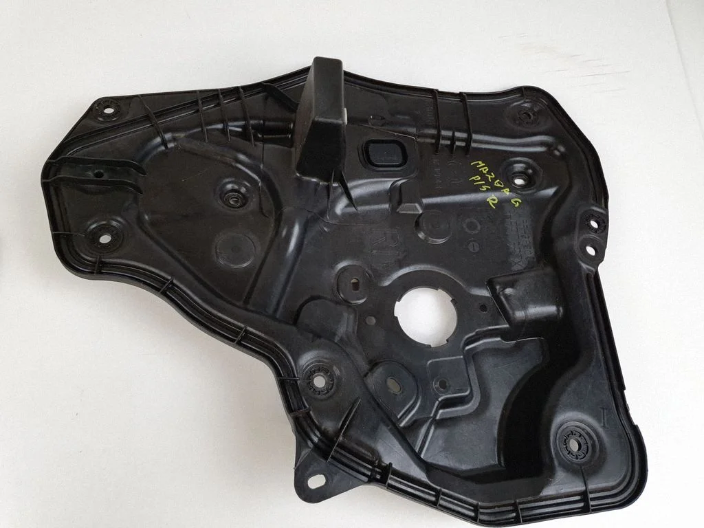 Rear window lifting mechanism without motor GHP97397X