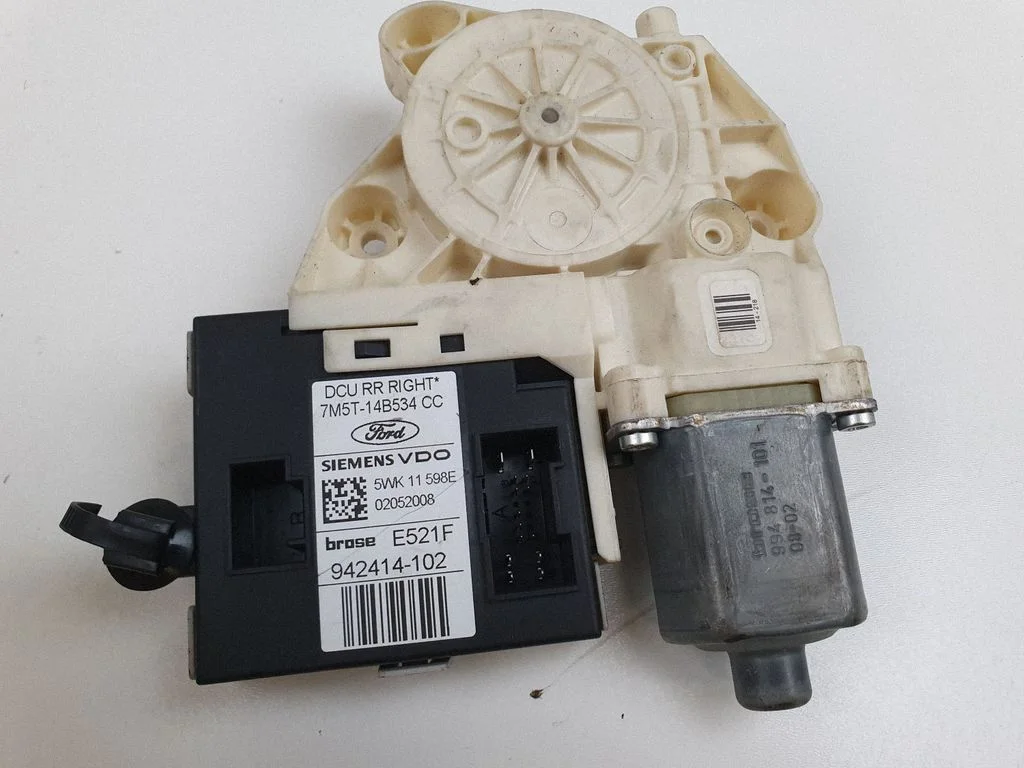 Rear door window regulator motor – Ford Focus C-MAX (2003-2010)