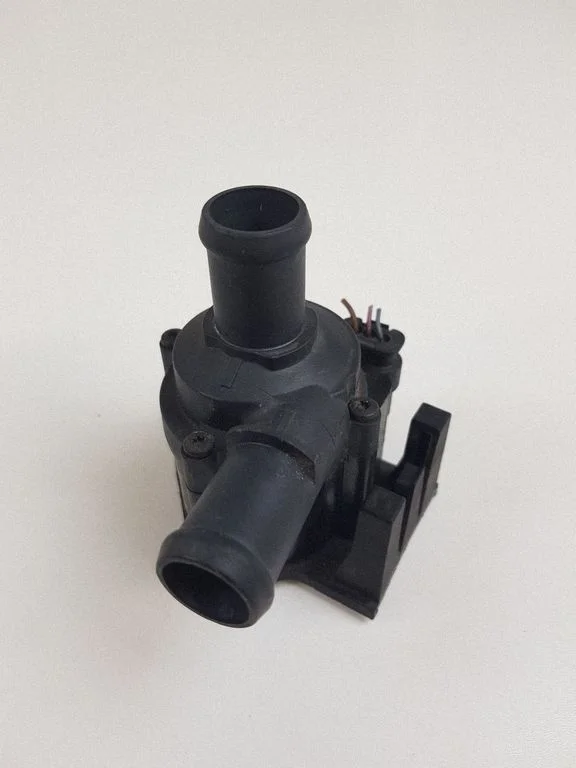 Elektriskais cirkulācijas sūknītis 06H121601J