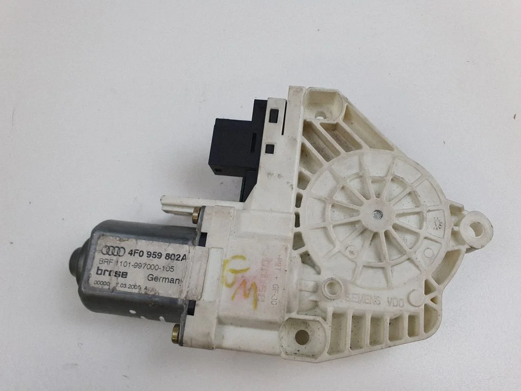 Rear door window regulator motor 4F0959802A