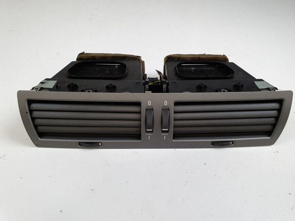 Dash center air vent grill 6911204