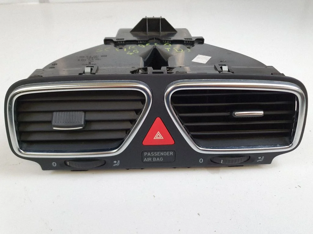 Dash center air vent grill 1Q0819819