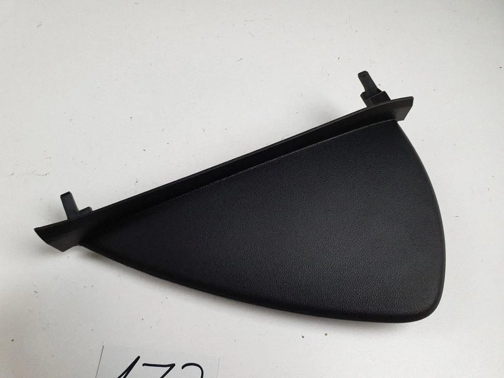 Armatuurlaua külje viimistluspaneel 5F0857035 – Seat Leon (5F) (2012-2019)